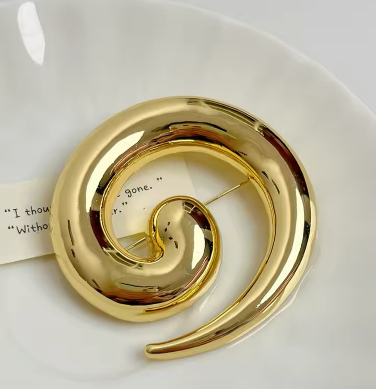 Swirl Girl Long Sleeve - Blck & Gld