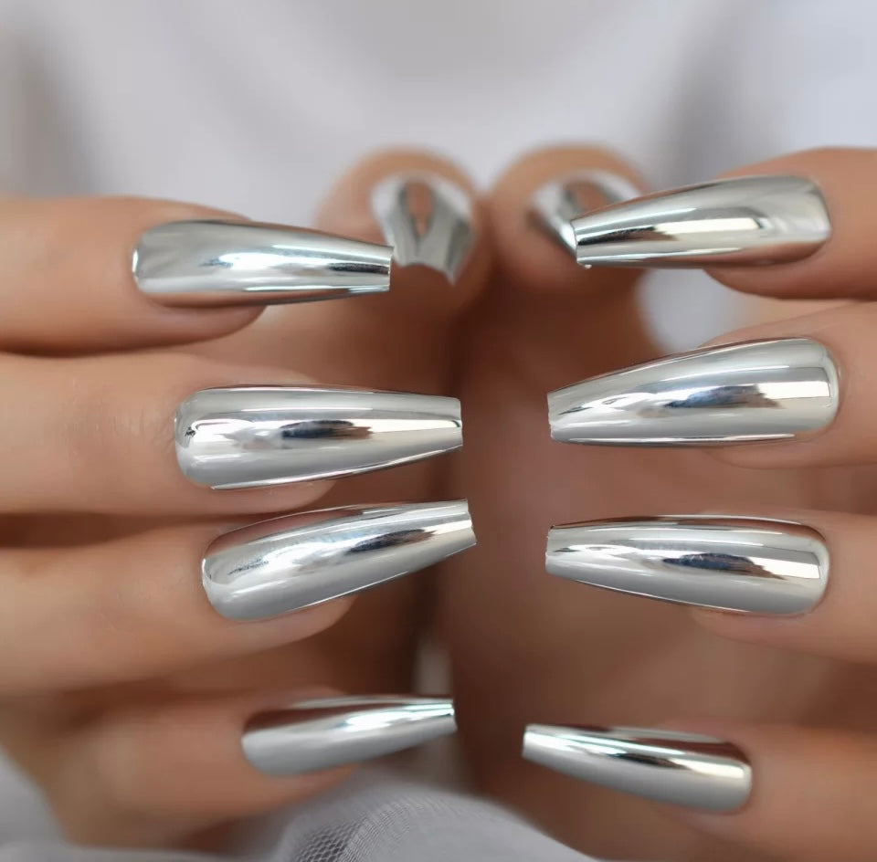 Silver Metal Press Ons {24 Nails}